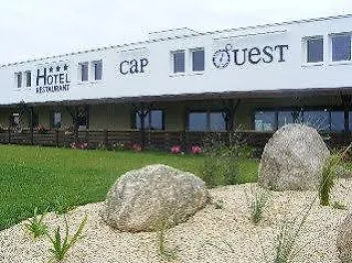 Best Western Cote Des Sables Plouescat 3*,  France