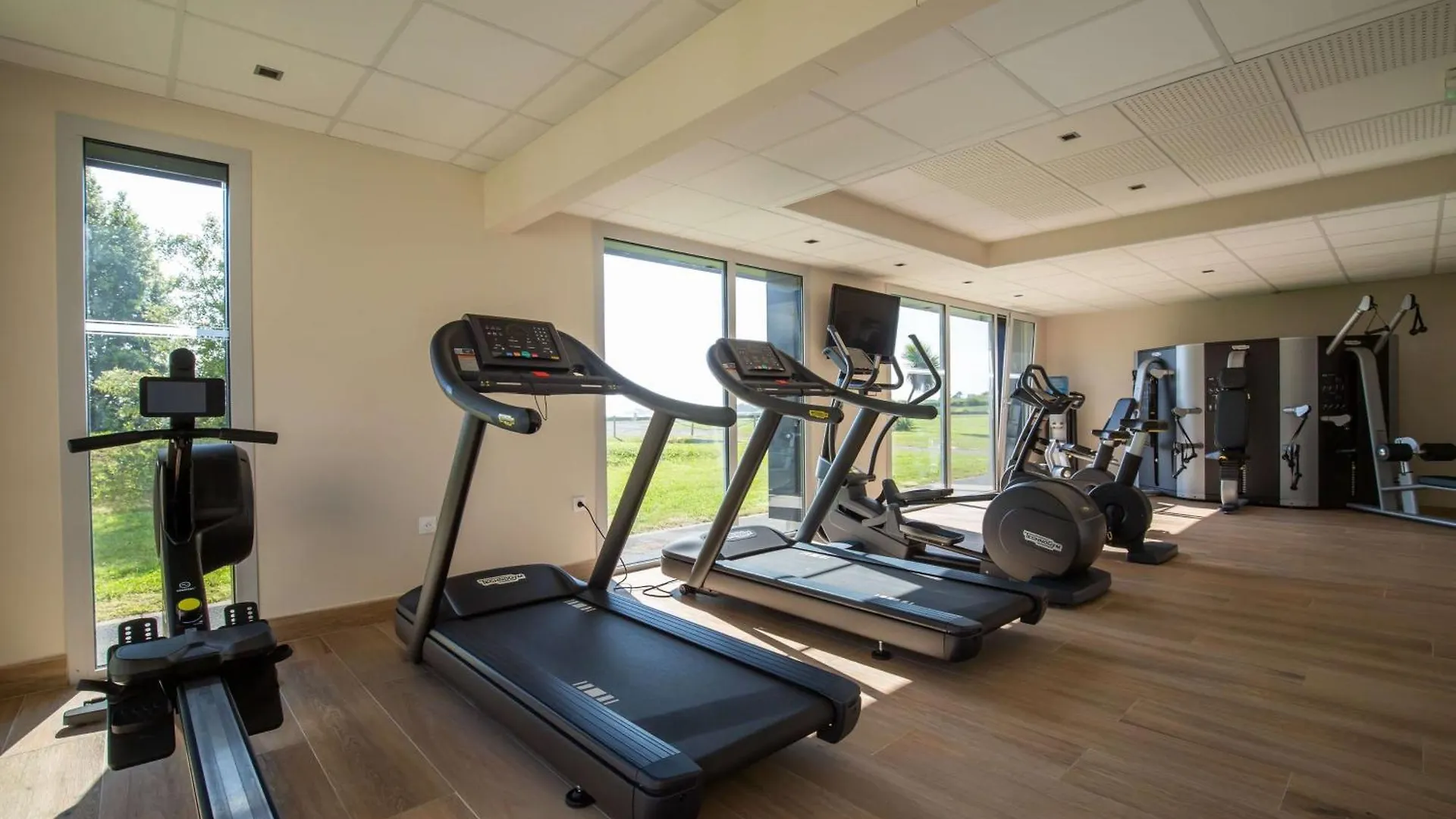 Best Western Cote Des Sables Plouescat Hotel