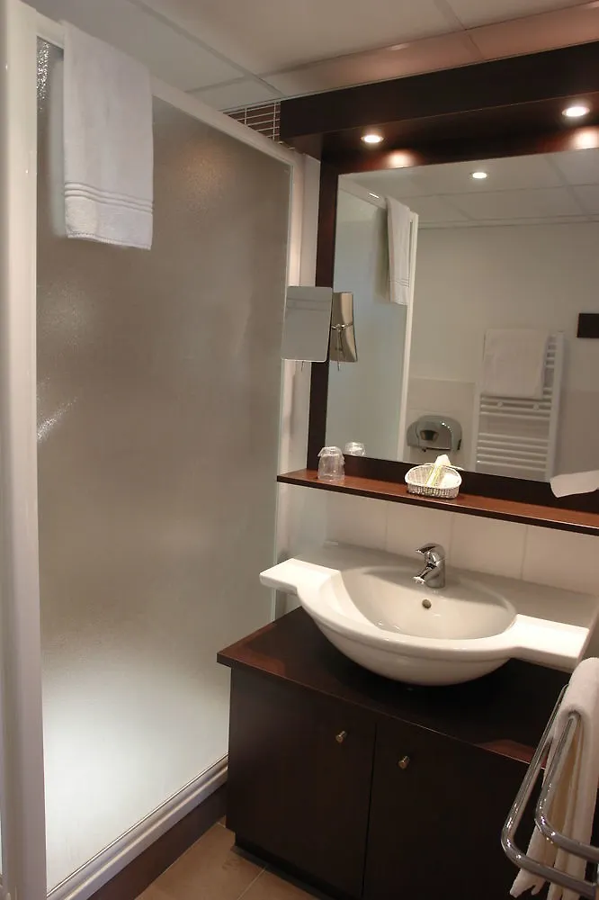*** Hotel Best Western Cote Des Sables Plouescat France
