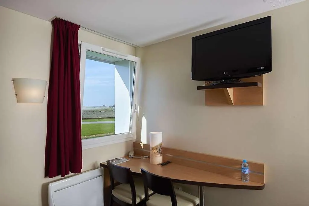 *** Hotel Best Western Cote Des Sables Plouescat France