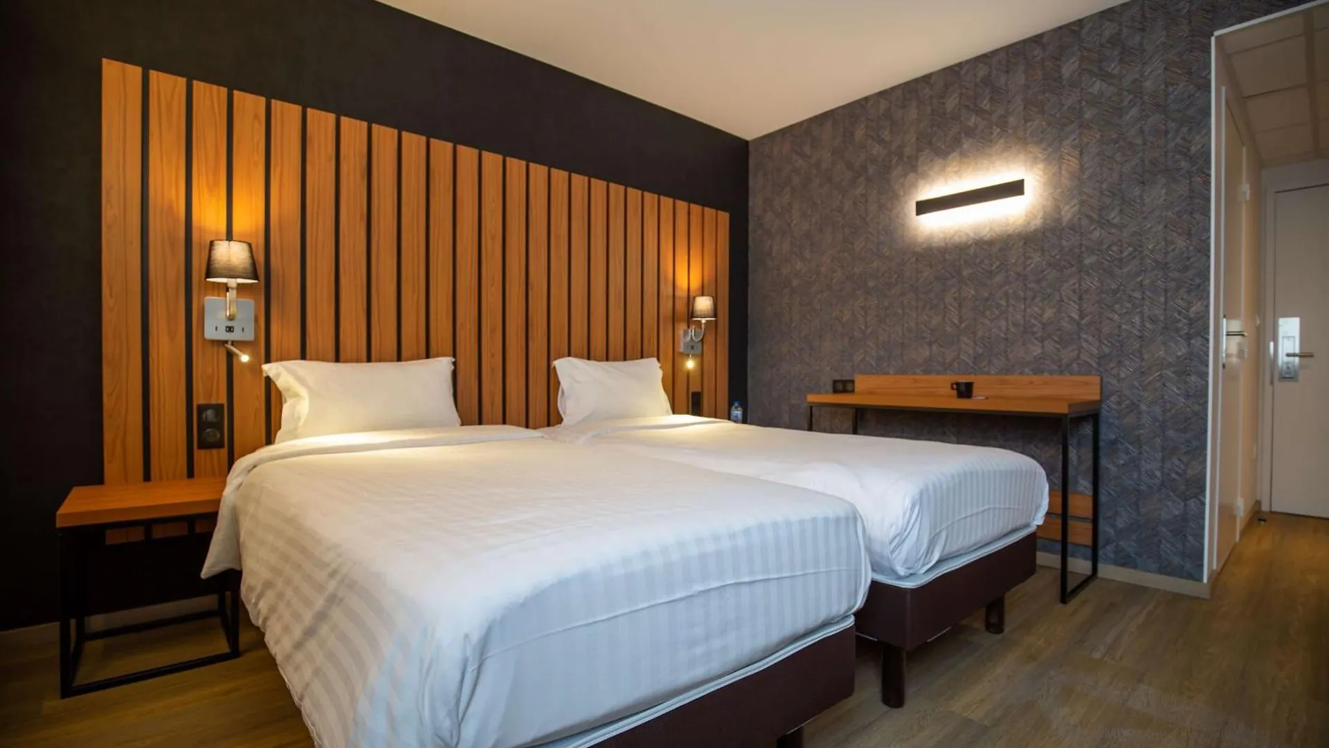 Brit Hotel&Spa Côte des Sables Plouescat 3*,