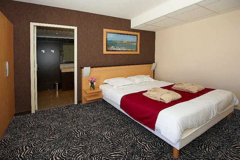 Best Western Cote Des Sables Plouescat Hotel
